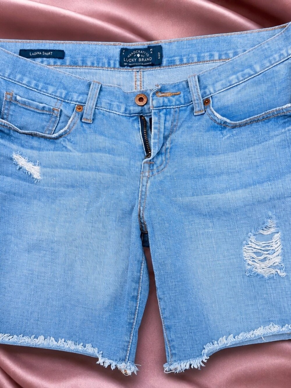 Lucky Brand Laguna Denim Shorts Women’s 4/27 Light Wash Distressed Frayed Hem